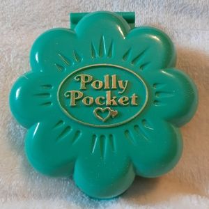 Vintage 1993 Polly Pocket Water Fun Park